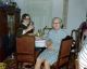 Inge Mary og moder Ellen til en fest i Taulund.